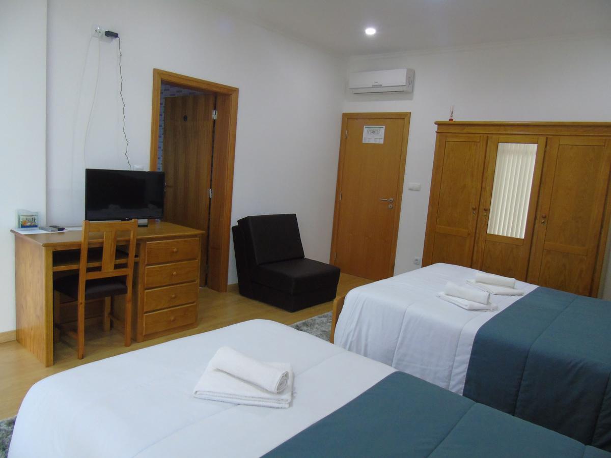 Marficas Hostel Urzelina Buitenkant foto